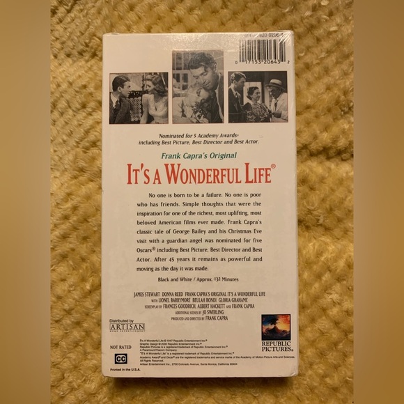 It’s A Wonderful Life VHS Video Tape. New & sealed. Running time 132 mins. B & W - Picture 2 of 4